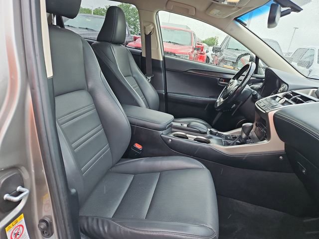 Used 2017 Lexus NX 200t AWD w/ Premium Package image 31