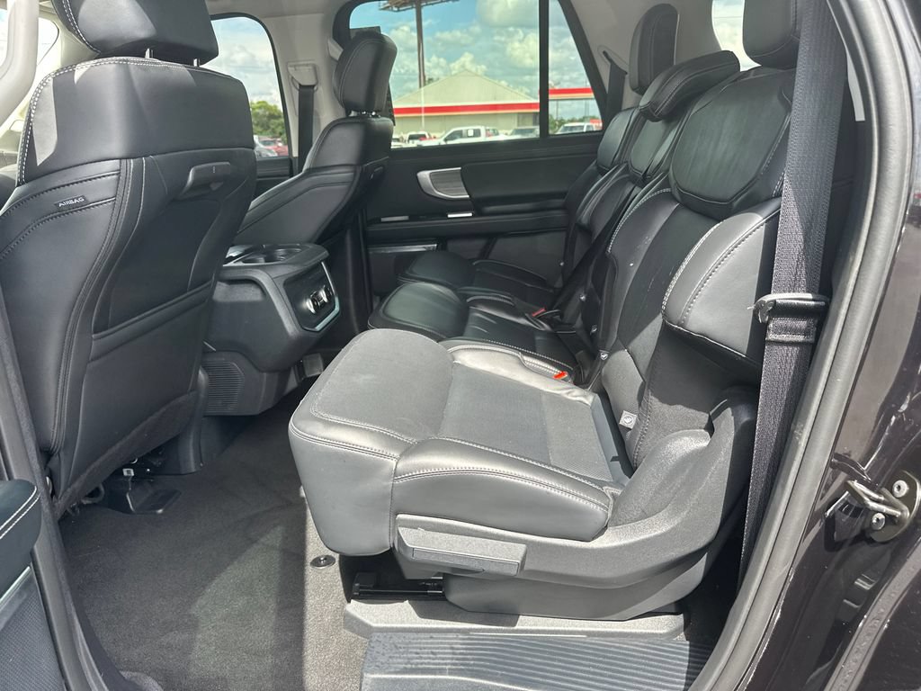 Certified 2025 Ford Expedition Max Platinum AWD/4WD image 22