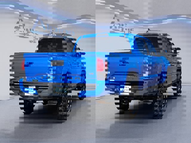 Used 2020 Toyota Tacoma TRD Sport w/ Technology Package AWD/4WD image 5