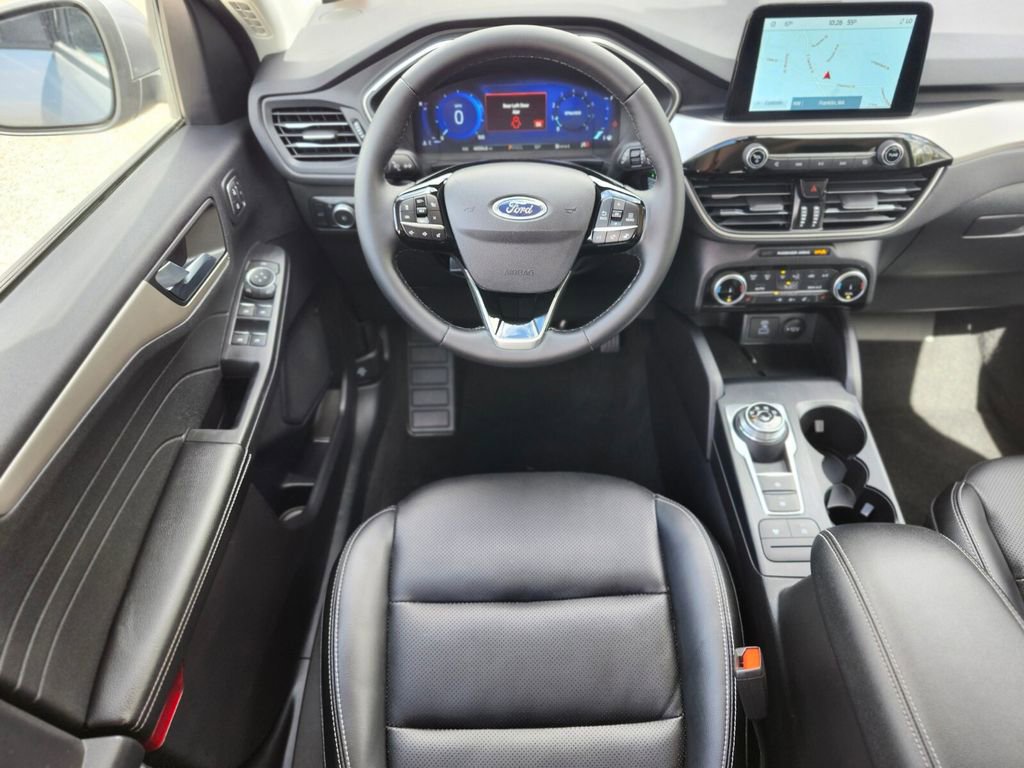 Certified 2022 Ford Escape SEL w/ Technology Package AWD/4WD image 13