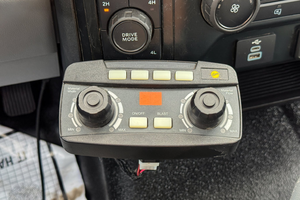 Certified 2023 Ford F600 4x4 Regular Cab Super Duty w/ Snow Plow Prep Package image 29