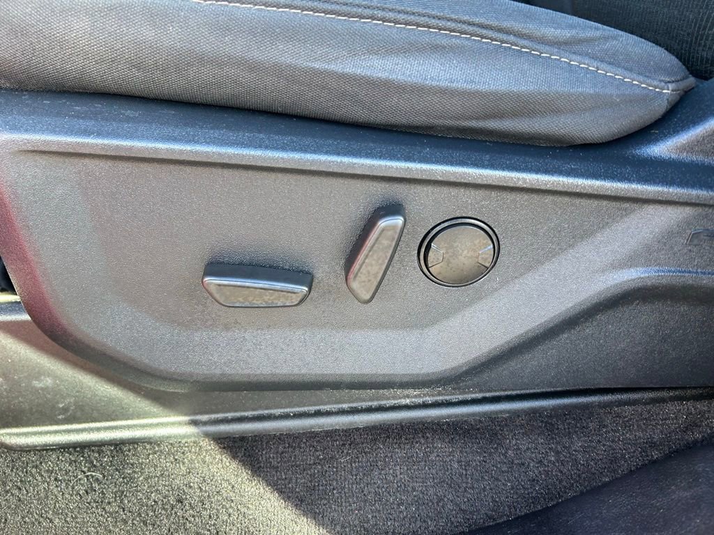 Certified 2022 Ford F150 XLT w/ Equipment Group 302A High image 18