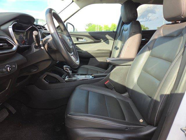 Used 2021 Chevrolet TrailBlazer LT w/ Premium Seating Package FWD image 29