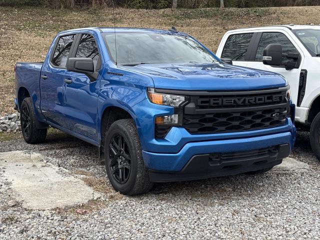 Used 2022 Chevrolet Silverado 1500 Custom w/ LPO, Dark Essentials Package image 2