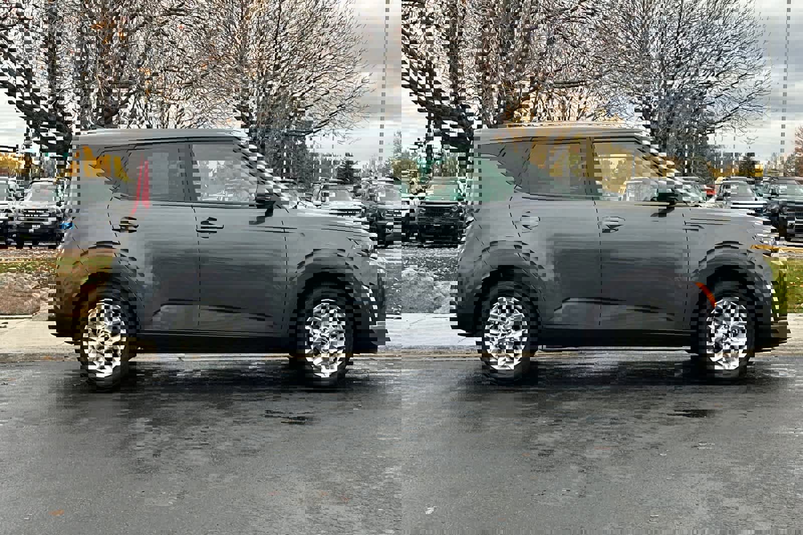 Used 2024 Kia Soul LX w/ Option Group 015 image 6