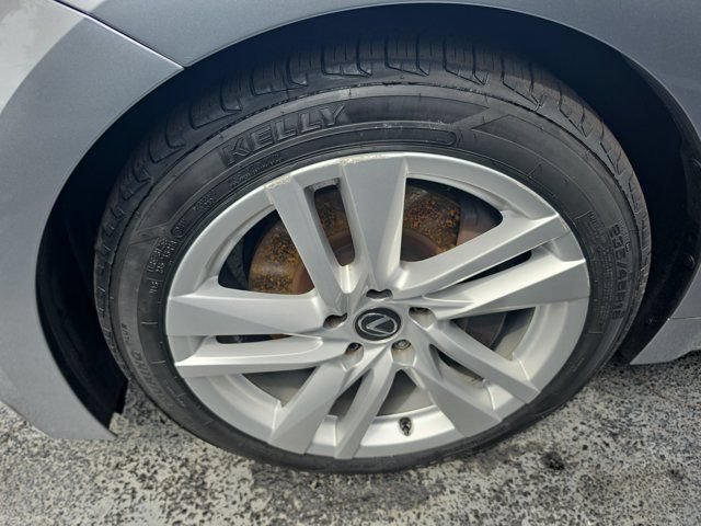 Used 2024 Lexus IS 300 w/ Comfort Package RWD image 9