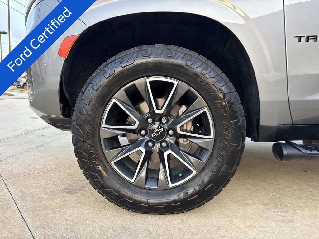 Used 2022 Chevrolet Tahoe Z71 w/ Luxury Package image 5