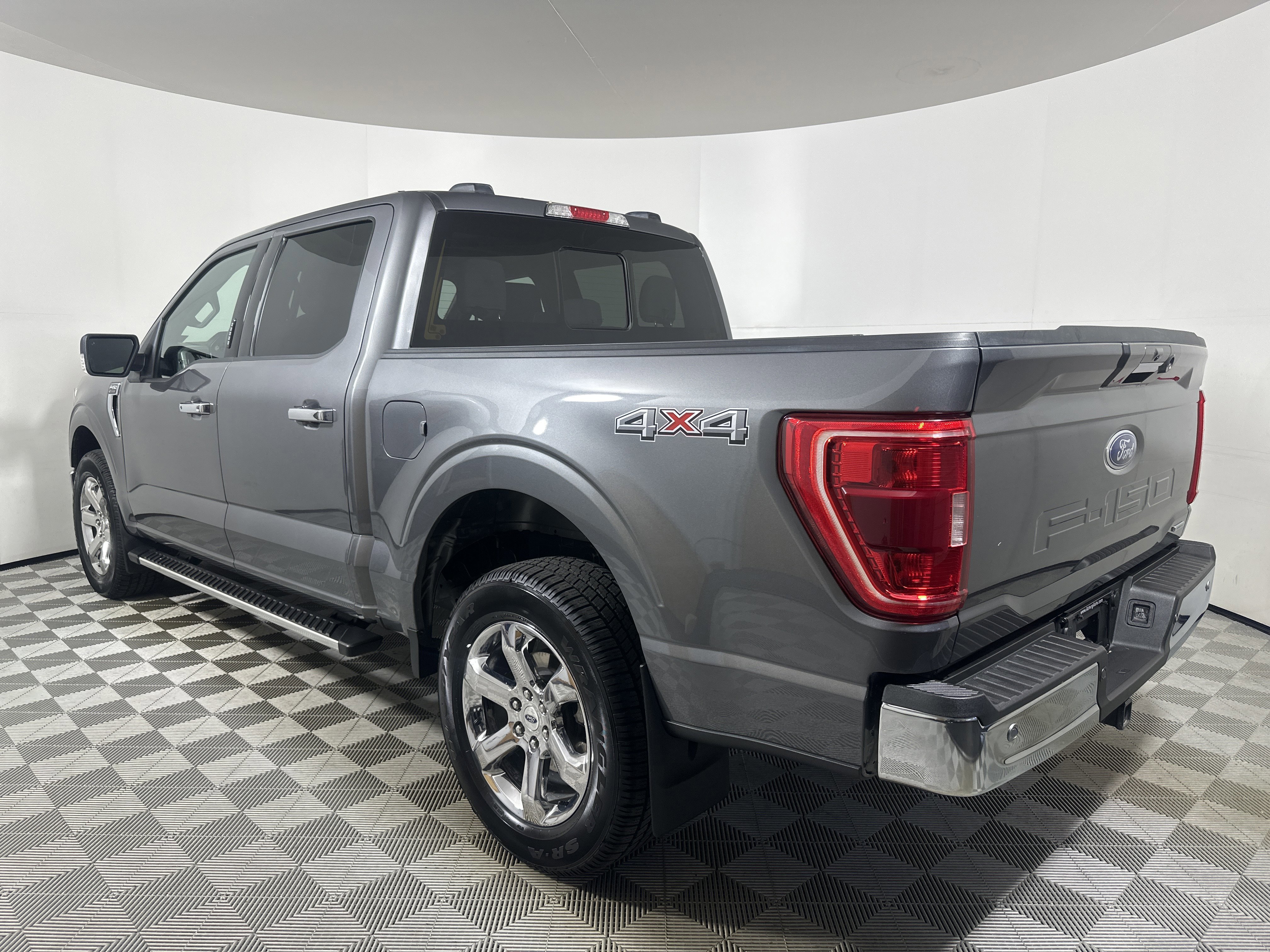 Certified 2022 Ford F150 XLT w/ Equipment Group 302A High image 3