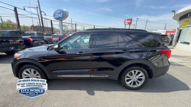 Certified 2023 Ford Explorer XLT w/ Equipment Group 202A AWD/4WD image 2
