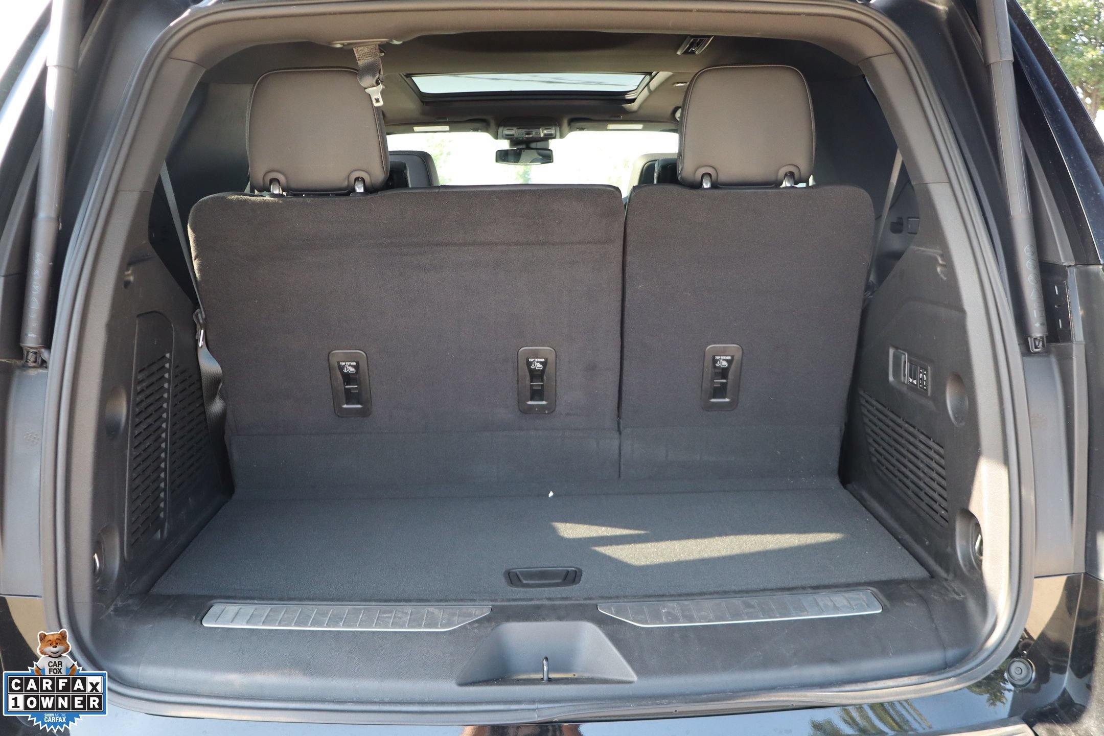 Used 2024 Chevrolet Tahoe RST w/ Luxury Package RWD image 28
