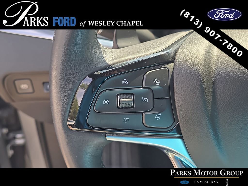 Used 2023 Buick Enclave Avenir w/ Avenir Technology Package AWD/4WD image 32
