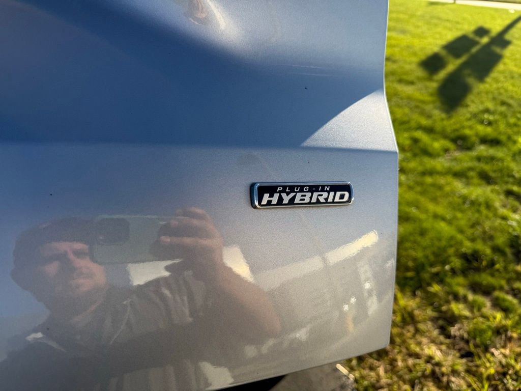 Certified 2021 Ford Escape SEL image 17