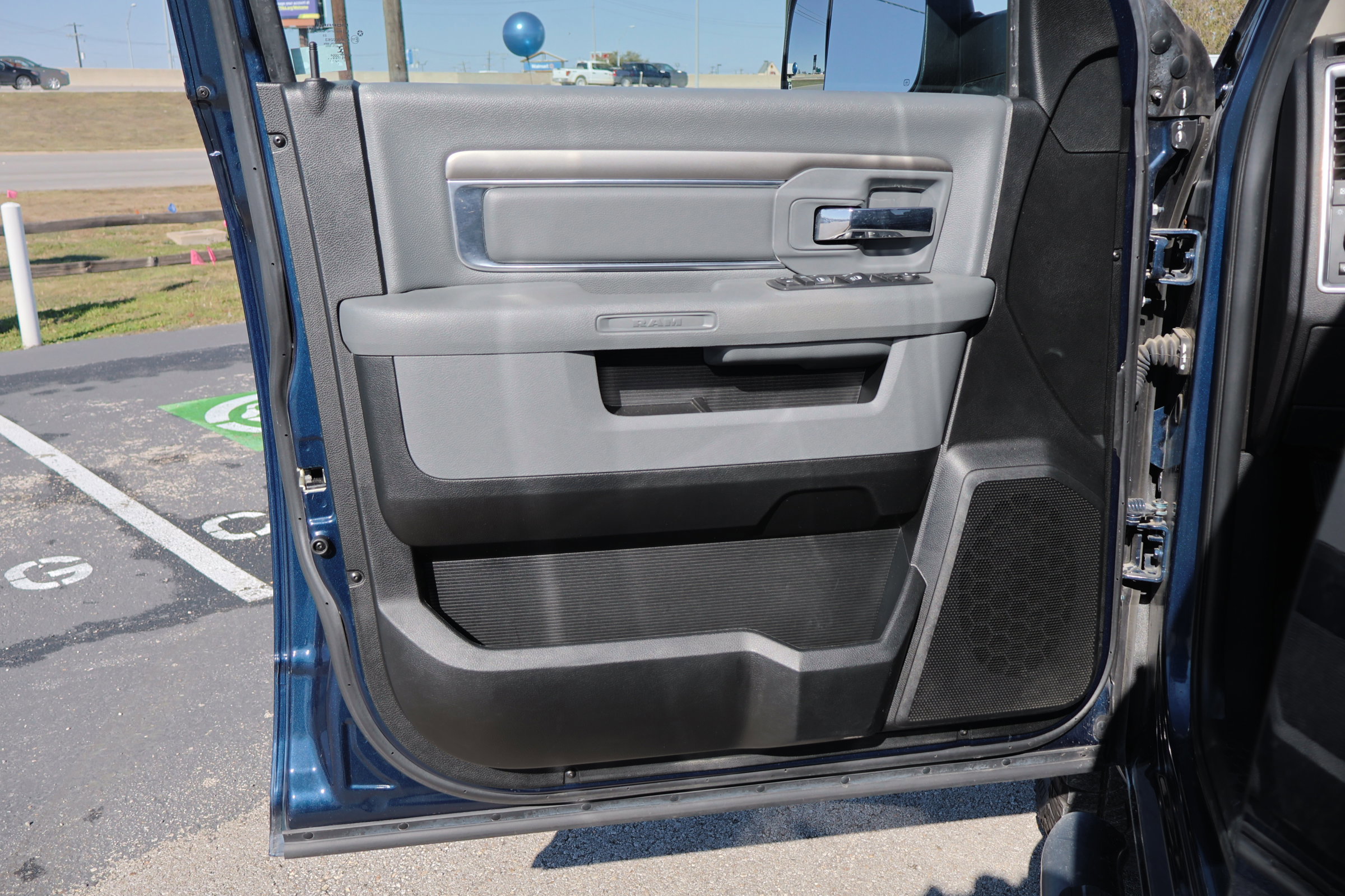 Used 2019 RAM 1500 Classic Warlock w/ Electronics Group image 12