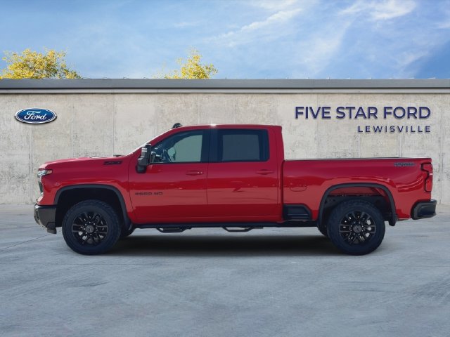 Used 2025 Chevrolet Silverado 2500 LT w/ Trail Boss Package AWD/4WD image 5