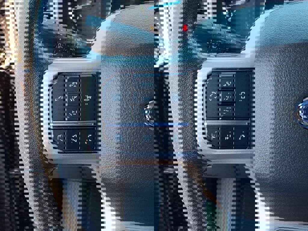 Certified 2024 Ford Expedition XLT image 22