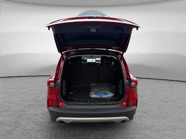 Certified 2023 Ford Escape Platinum w/ Premium Technology Package AWD/4WD image 25
