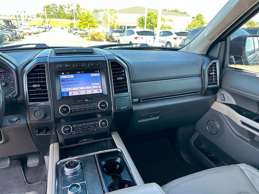 Certified 2019 Ford Expedition Limited w/ Equipment Group 302A AWD/4WD image 20