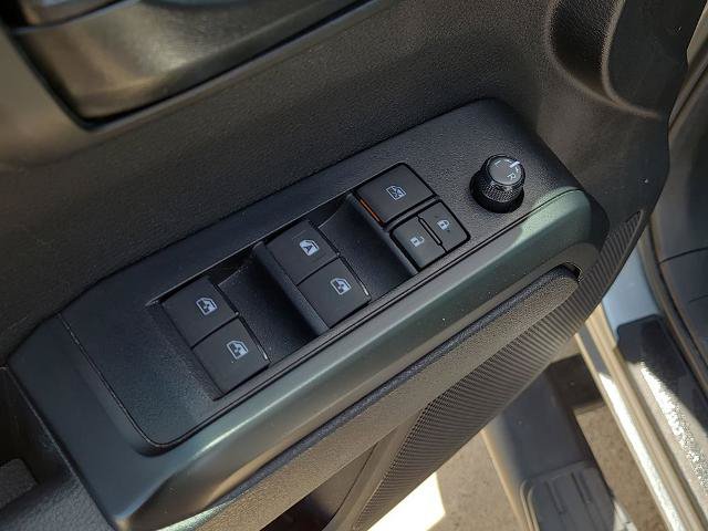 Used 2023 Toyota Tacoma SR AWD/4WD image 19