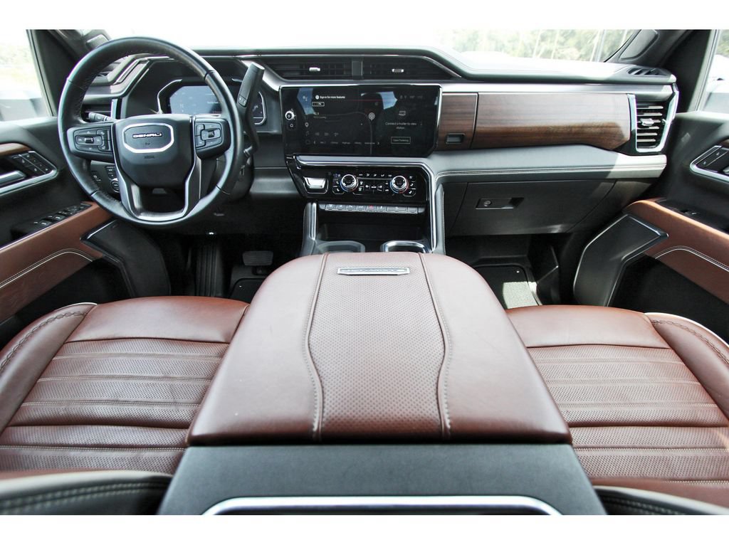 Used 2025 GMC Sierra 2500 Denali Ultimate w/ Max Trailering Package AWD/4WD image 10