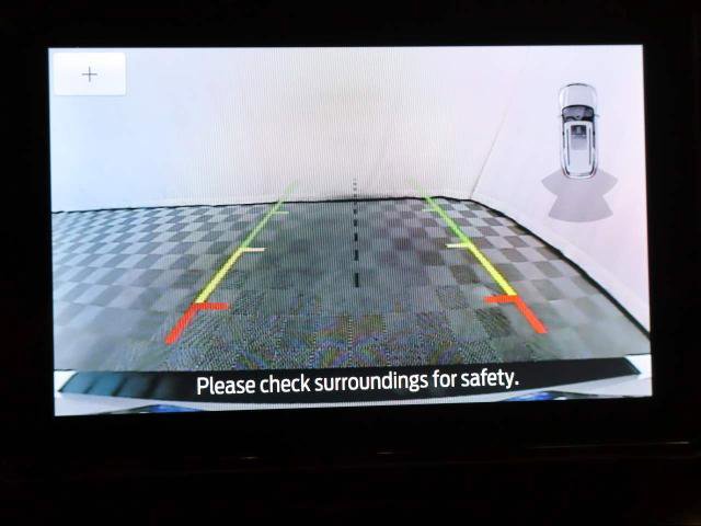 Certified 2022 Ford Explorer XLT w/ Equipment Group 202A image 28