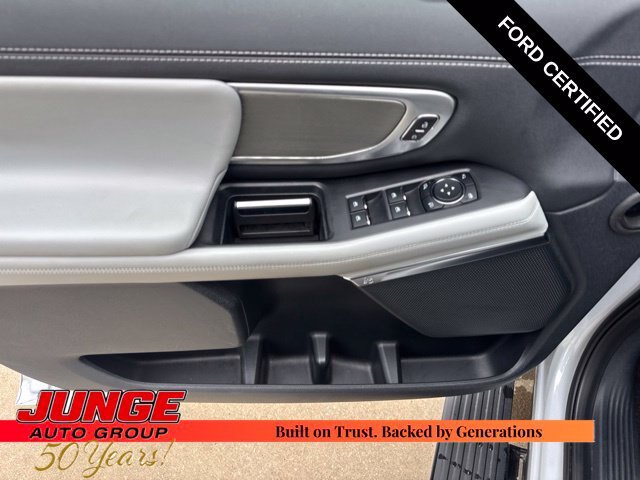 Certified 2025 Ford Expedition Max Platinum w/ Driver's Package AWD/4WD image 28