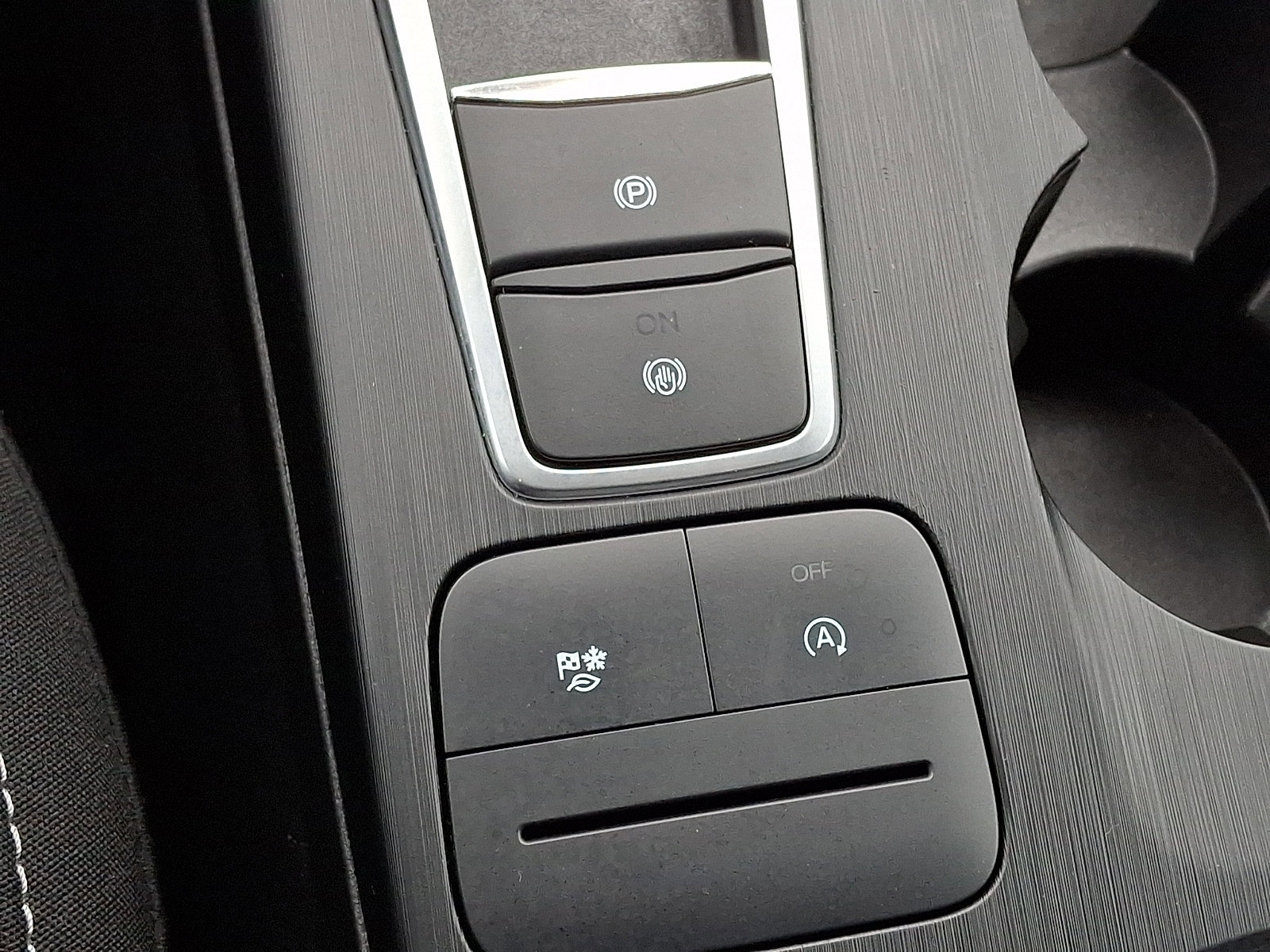Certified 2023 Ford Escape Active AWD/4WD image 26