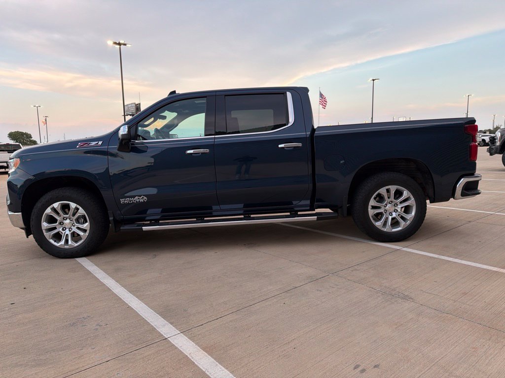 Used 2023 Chevrolet Silverado 1500 LTZ w/ LTZ Premium Package AWD/4WD image 6