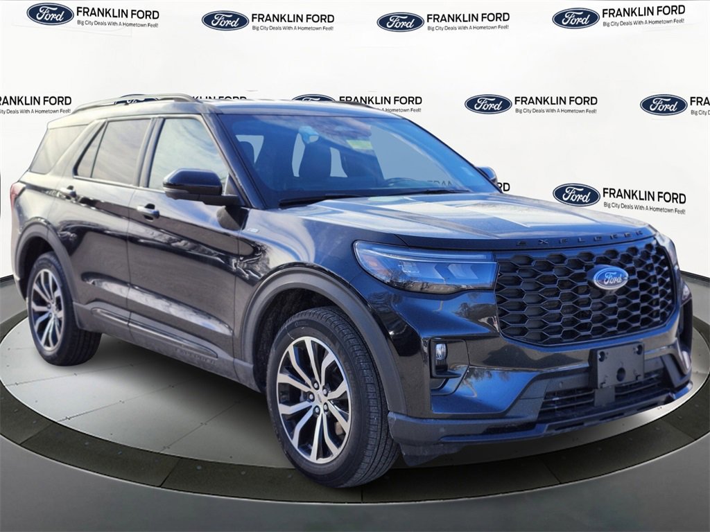 Certified 2025 Ford Explorer ST-Line image 7
