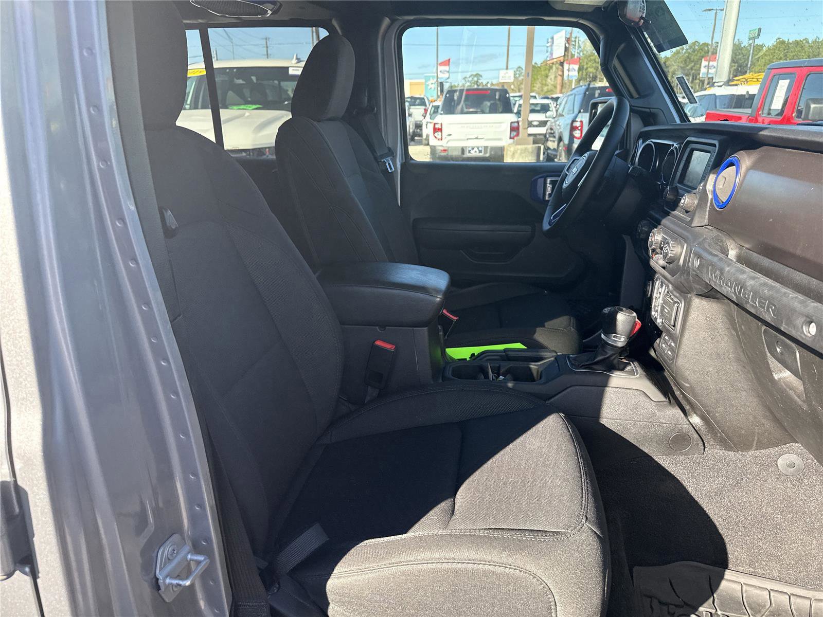 Used 2020 Jeep Wrangler Unlimited Sport S image 19