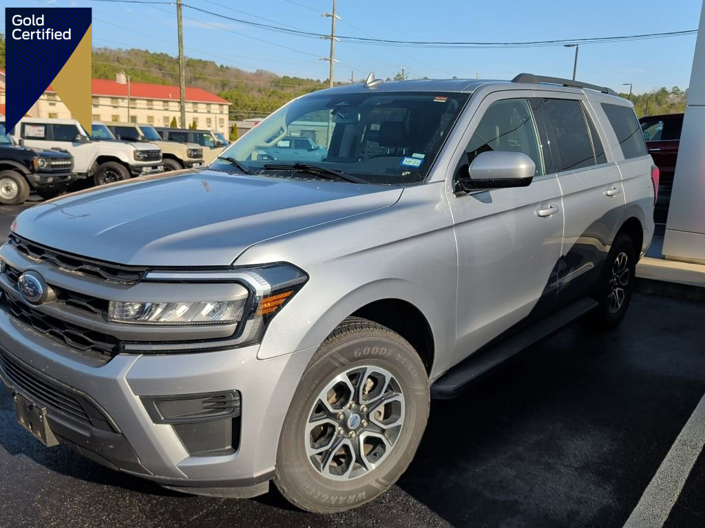 Certified 2024 Ford Expedition XLT image 1