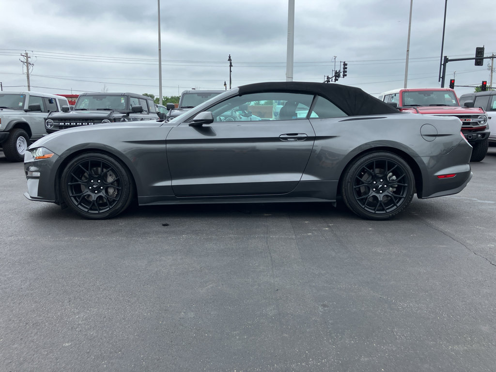 Certified 2018 Ford Mustang Convertible w/ Ecoboost Performance Package RWD image 3
