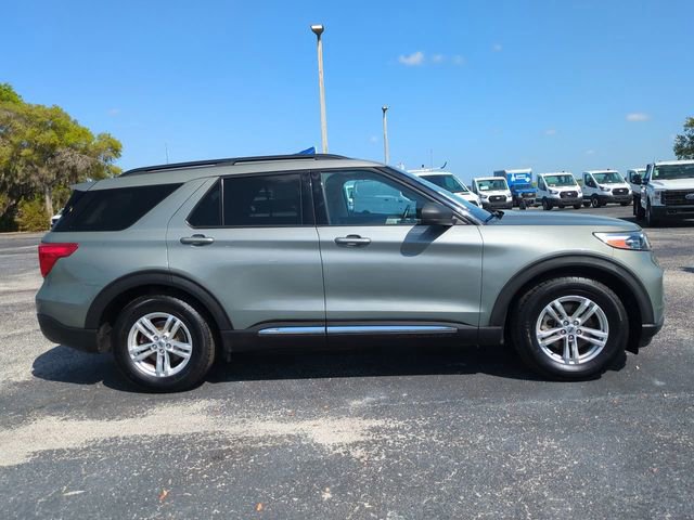 Certified 2020 Ford Explorer XLT w/ Equipment Group 202A image 4