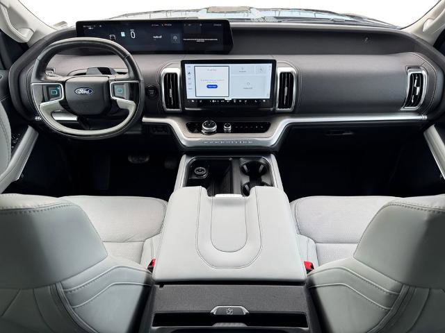 Certified 2025 Ford Expedition Platinum AWD/4WD image 10