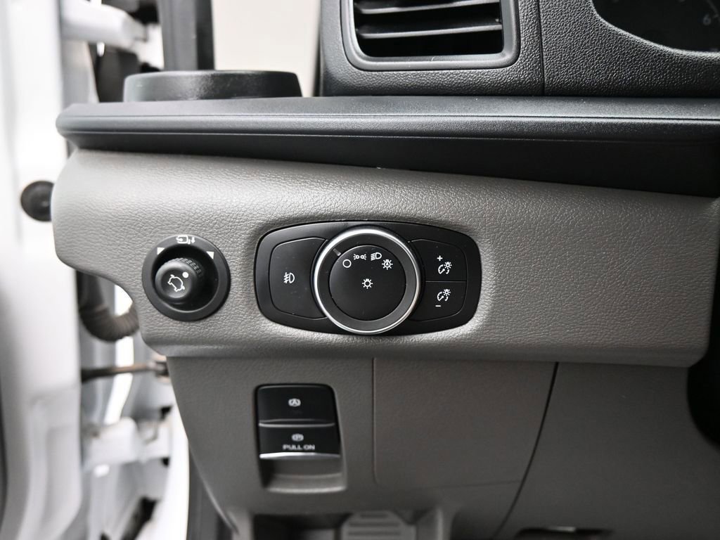 Certified 2022 Ford Transit 350 XLT RWD image 42
