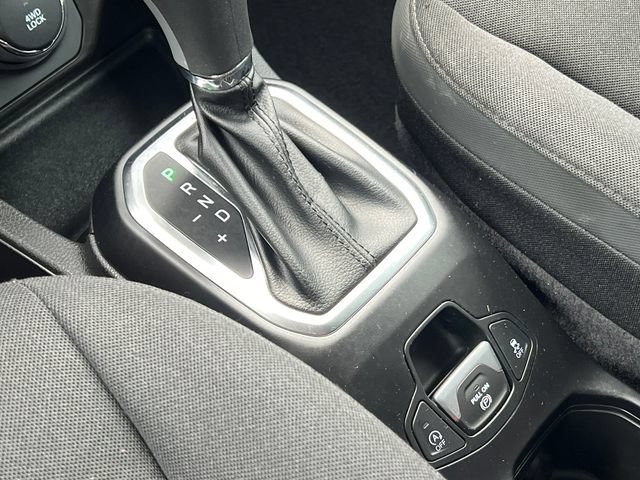 Used 2023 Jeep Renegade Altitude w/ Convenience Group I AWD/4WD image 28