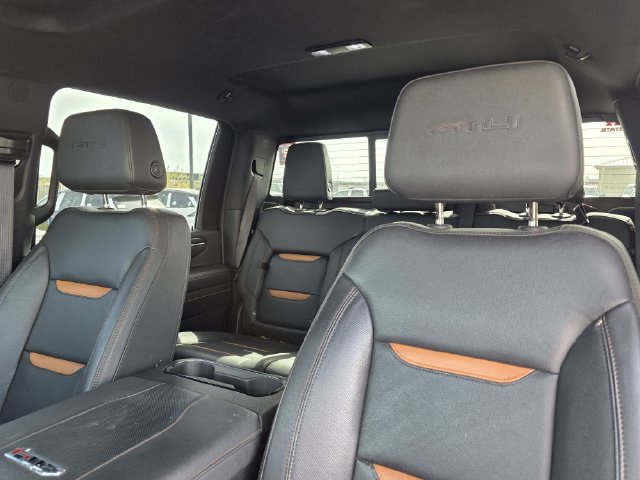Used 2024 GMC Sierra 2500 AT4 w/ Technology Package AWD/4WD image 10
