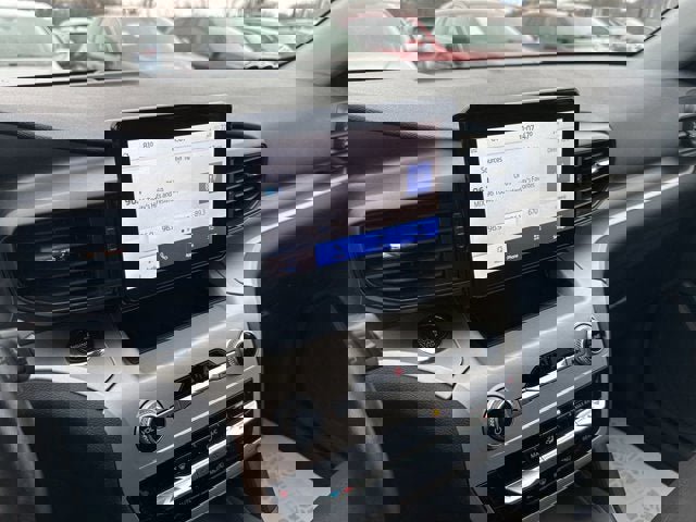 Certified 2022 Ford Explorer XLT image 17