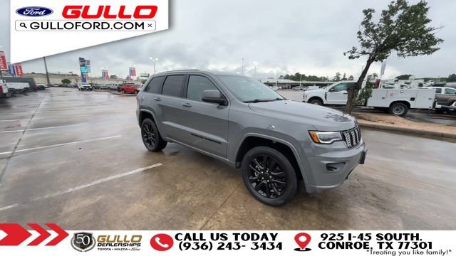 Used 2022 Jeep Grand Cherokee Laredo X AWD/4WD image 2