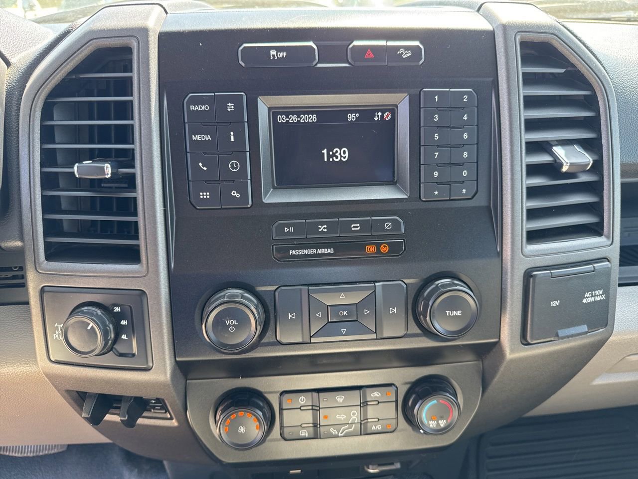 Certified 2022 Ford F250 XL w/ Power Equipment Group image 23