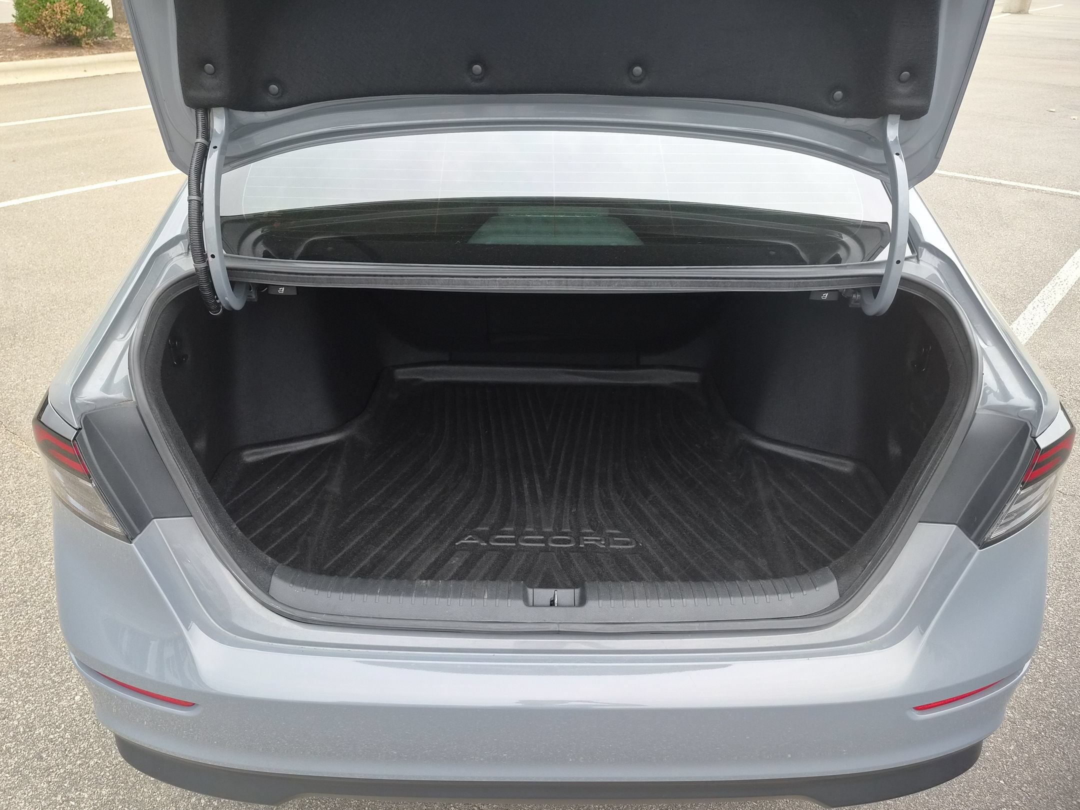 Used 2023 Honda Accord Sport image 32
