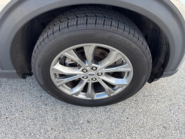 Certified 2022 Ford Explorer XLT w/ Equipment Group 202A image 47