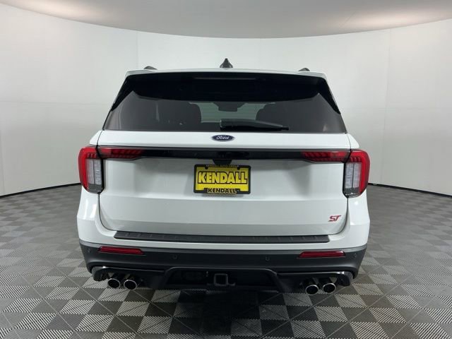 Certified 2025 Ford Explorer ST AWD/4WD image 6