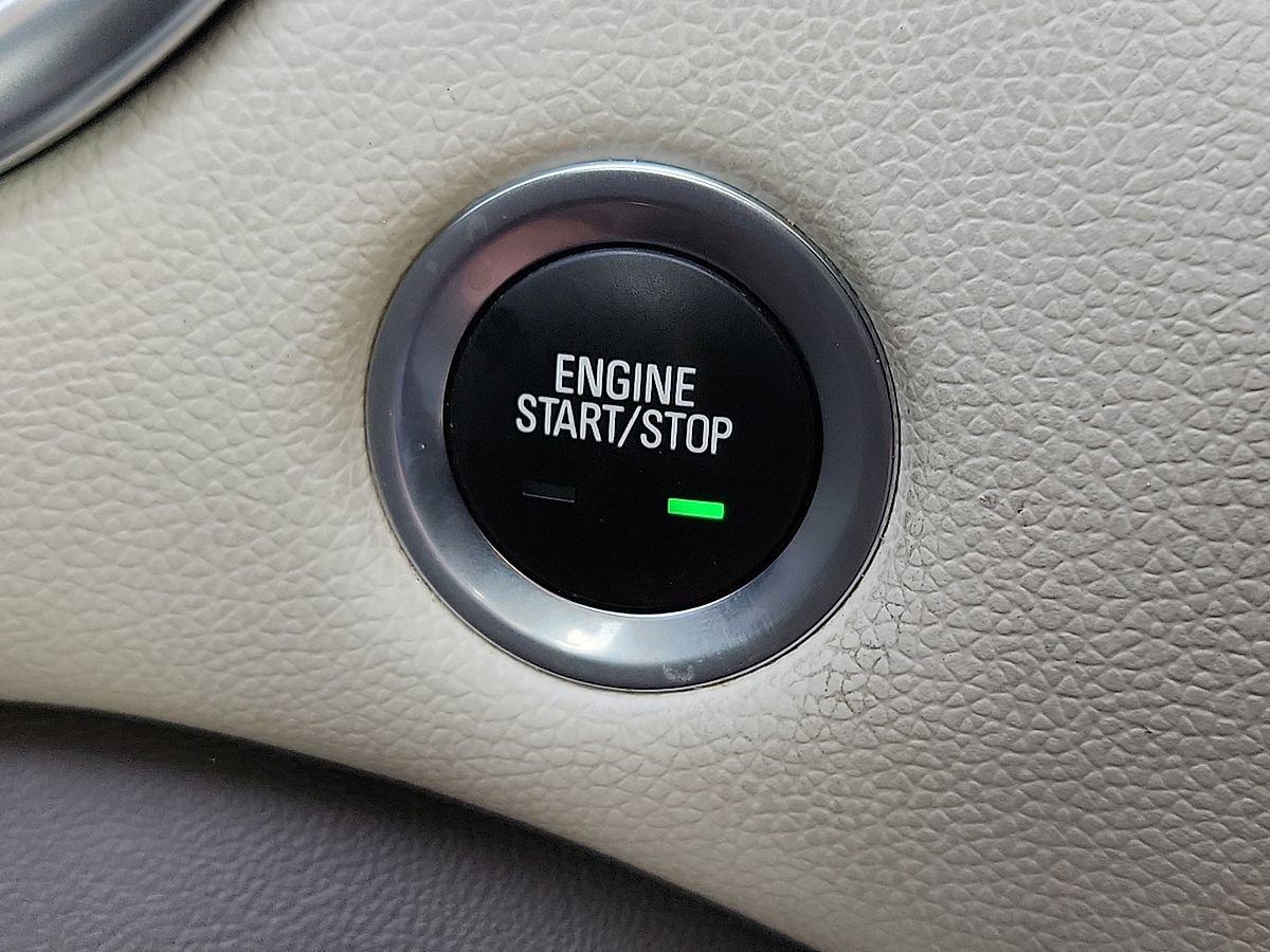 Used 2024 Chevrolet Malibu LT FWD image 9