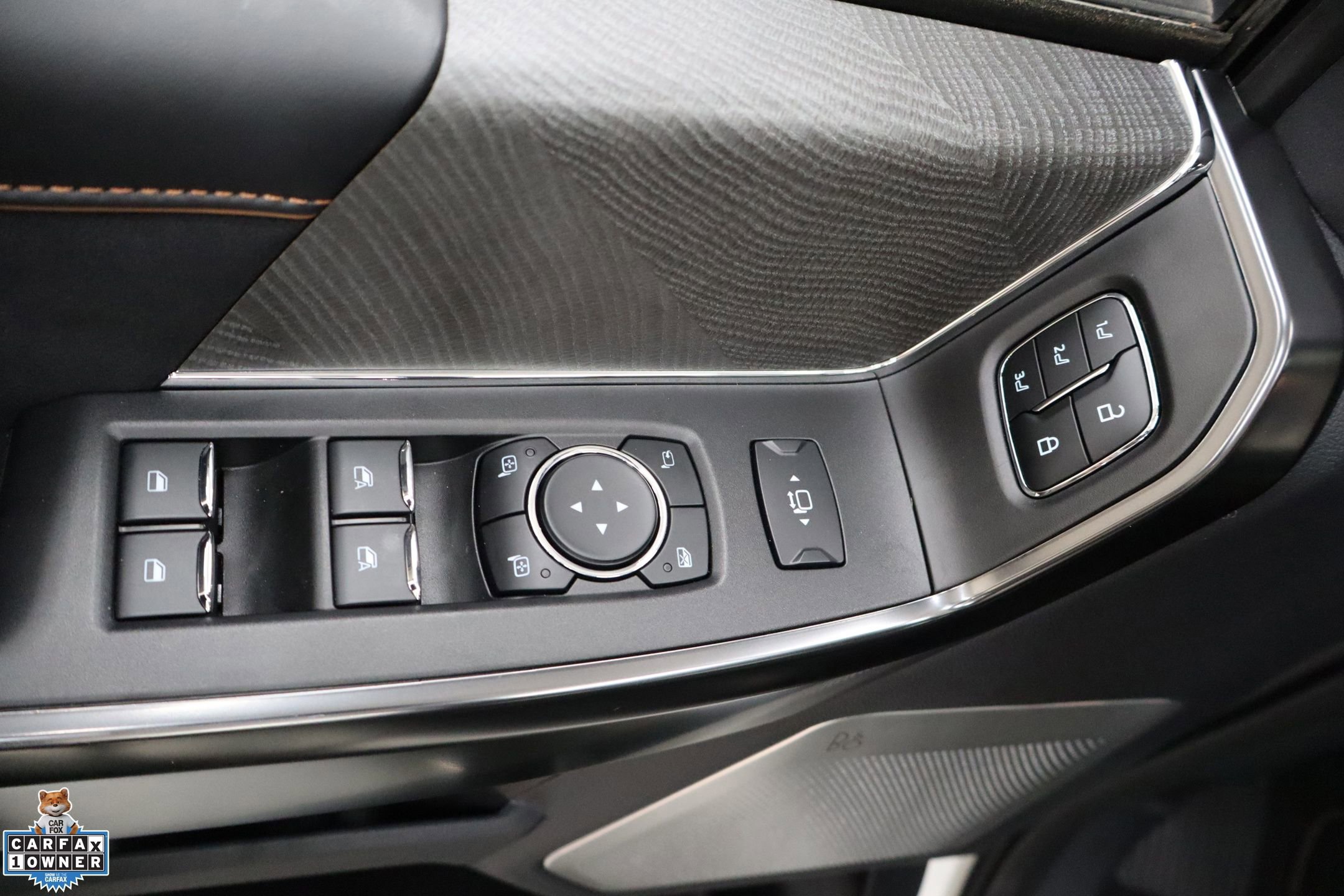 Certified 2024 Ford F450 Platinum w/ FX4 Off-Road Package image 15