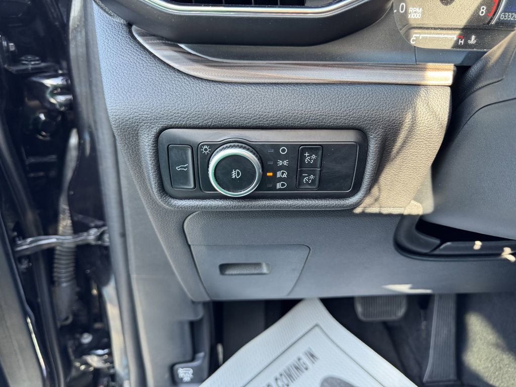 Certified 2023 Ford Explorer Limited w/ Equipment Group 301A image 11