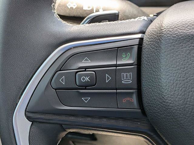 Used 2025 Jeep Grand Cherokee L Laredo AWD/4WD image 22