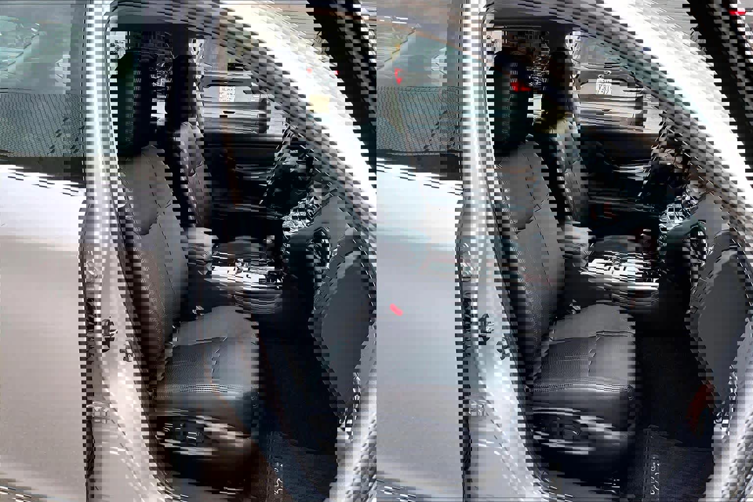 Used 2018 INFINITI Q70 L 3.7 image 12