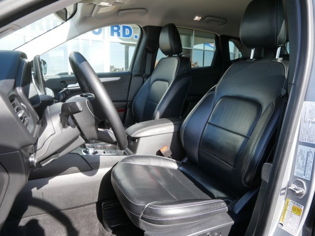 Certified 2024 Ford Escape Platinum AWD/4WD image 11
