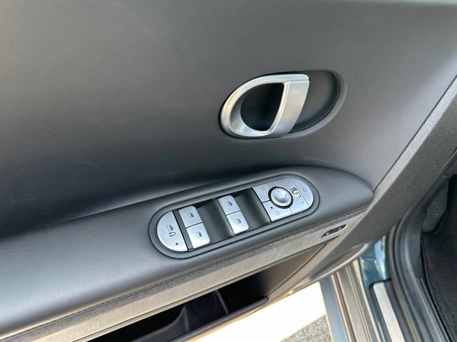 Used 2023 Hyundai Ioniq 5 Limited AWD/4WD image 18