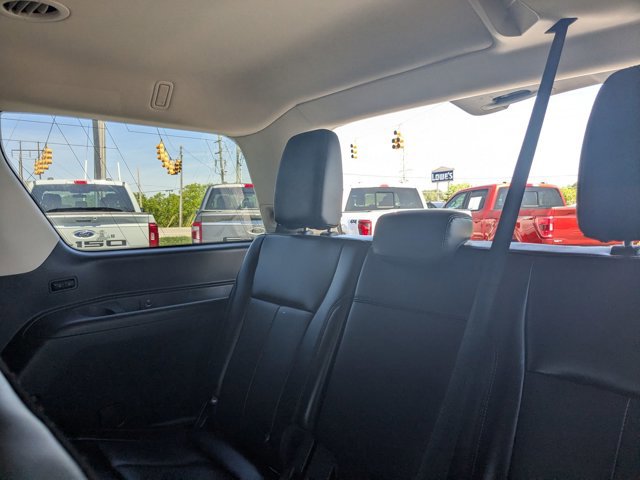 Certified 2024 Ford Expedition XLT RWD image 30